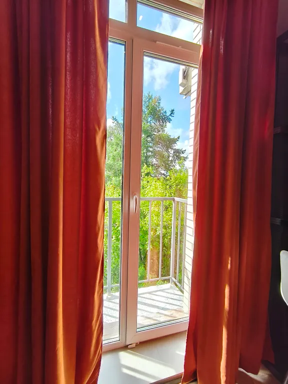 Атмосферная двухуровневая квартира с видом на Петропавловский парк