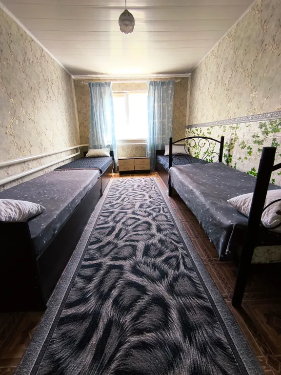 Двухкомнатный дом на семь человек