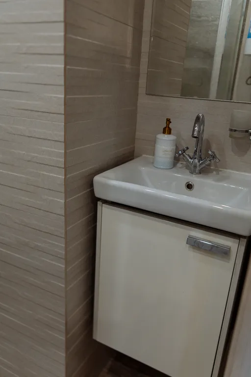 Уютная студия возле мостов города