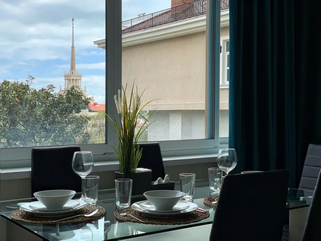 Квартира Апартаменты Grand-Marina Premier с балконом и видом на пальмовую аллею — Сочи