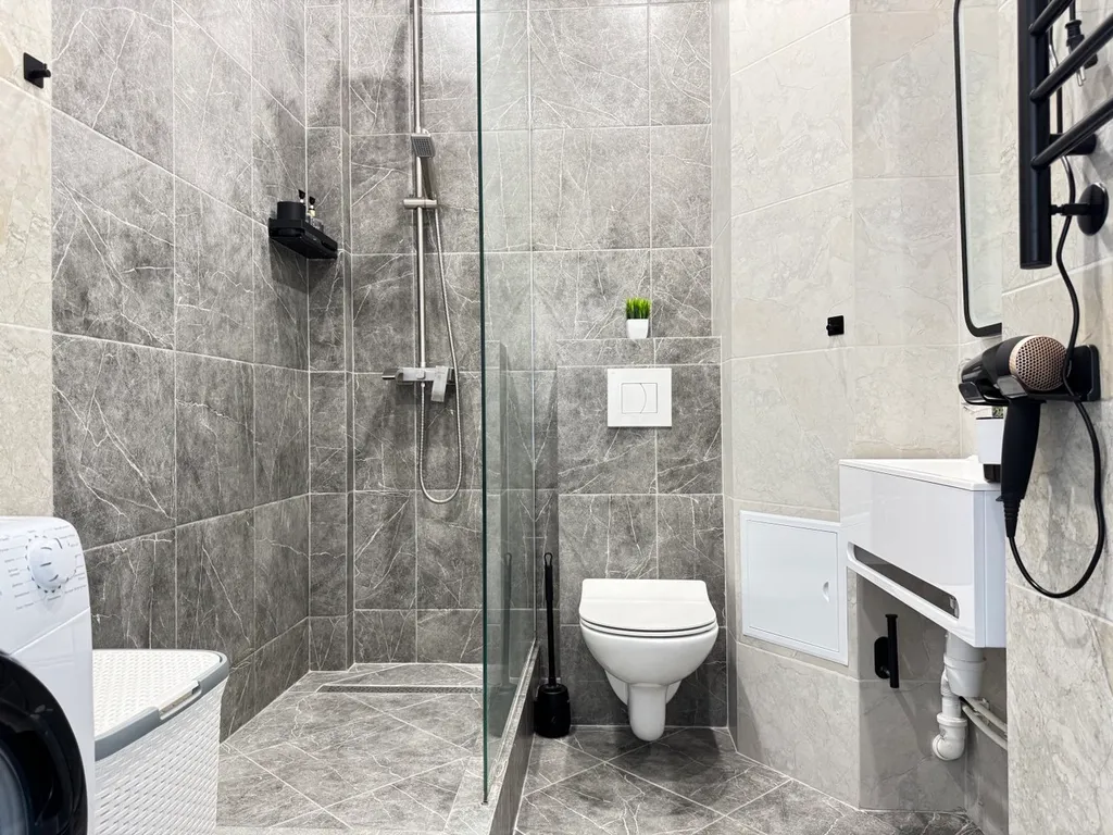 Рядом с аэропортом и жд вокзалом! Успейте забронировать!