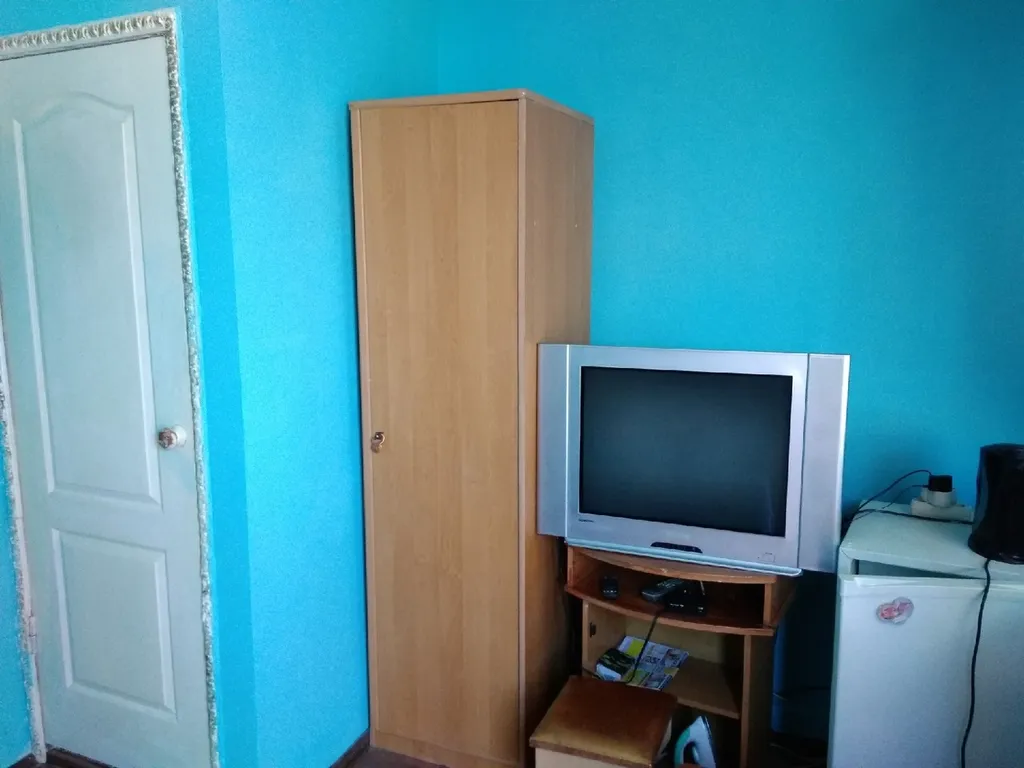 Комната частном доме, рядом с морем и далеко от центра города