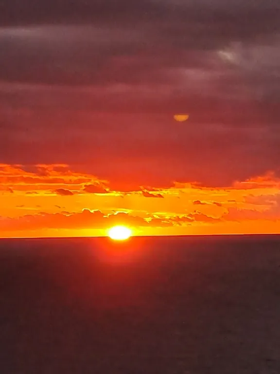 Уютная студия на высоком берегу рядом с морем