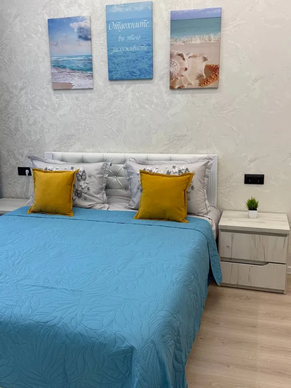 Квартира у зоопарка с шикарным видом на пруд