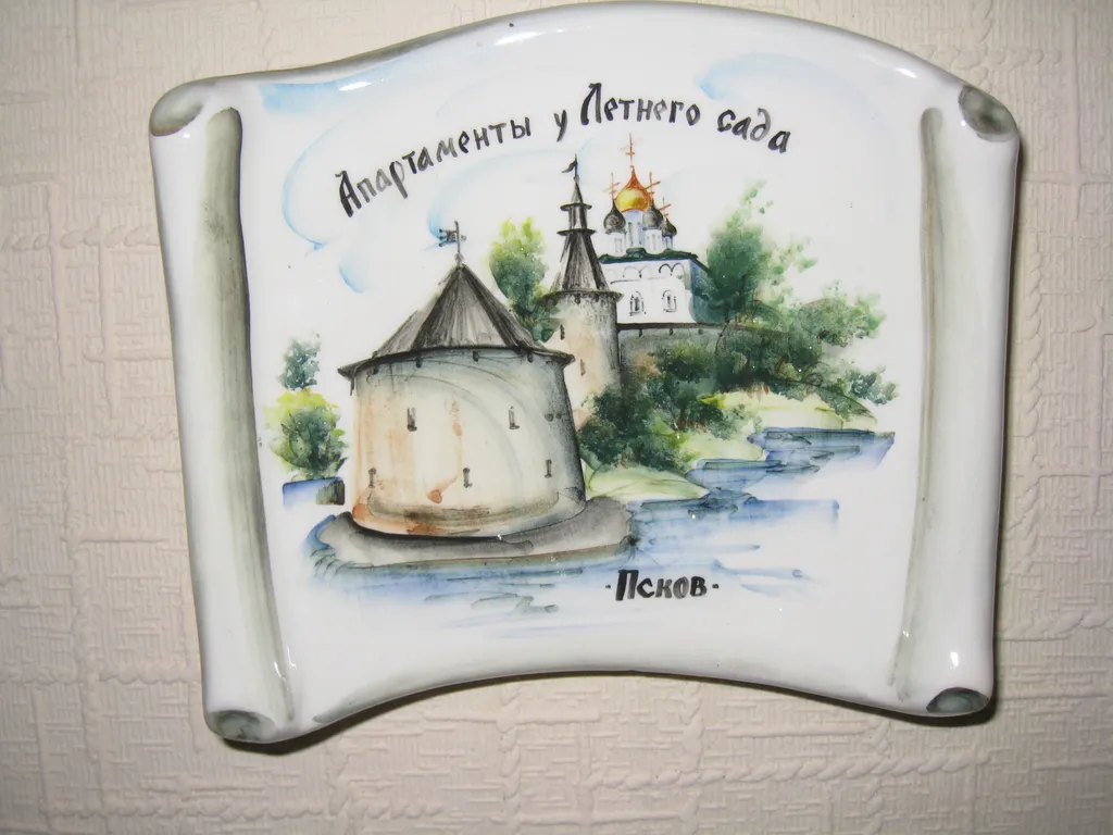 Апартамент у летнего сада с отдельным входом с улицы и террасой