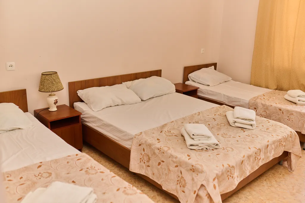 Квартира Четырёхместный комфорт с балконом — аренда посуточно в Судак