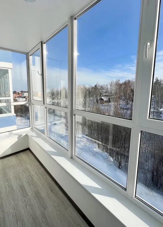 Новый апартамент с видом на лес