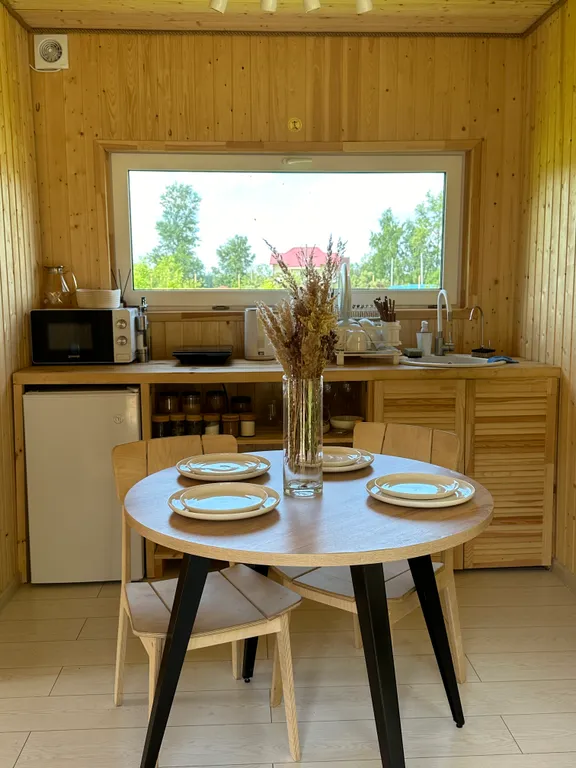 Семейный домик в лесу