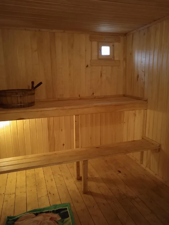 Коттедж с баней и горячей купелью