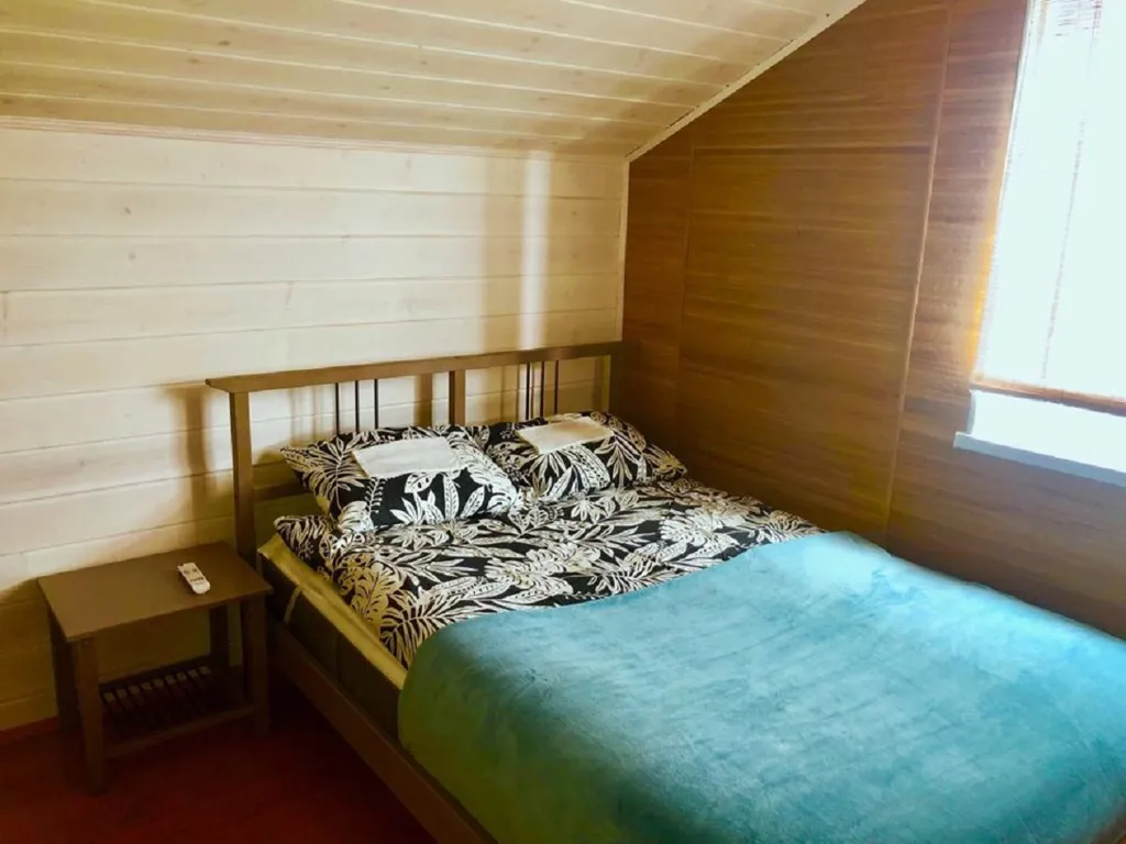 Дом на озере с сауной