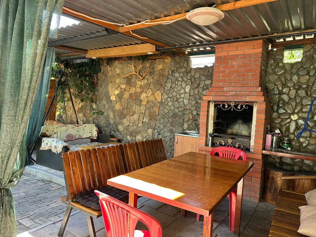 Коттедж Отдельно стоящий дом в центре — Судак