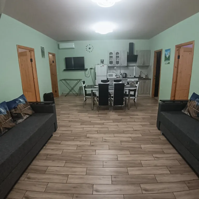 Уютный домик в горах Адыгеи Лесной островок