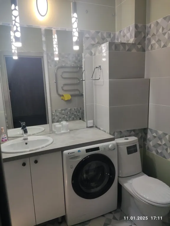 Милая новая студия с кофемашиной