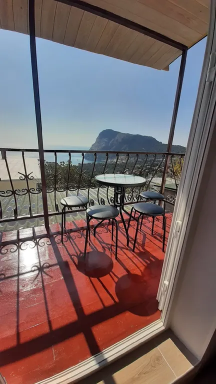 Комфортная двухкомнатная квартира - студия — аренда посуточно в Новый Свет