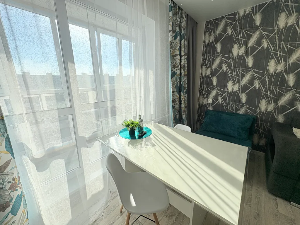 Уютная евродвушка в новом доме с огороженной территорией