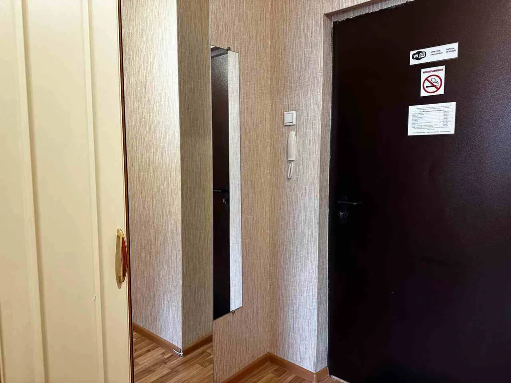 Квартира Квартира Студия для бюджетного размещения, спальный район — Красноярск