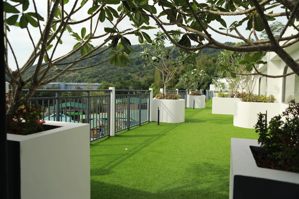 Отдых у моря с бассейном, спортзалом, рядом с пляжем Камала 202