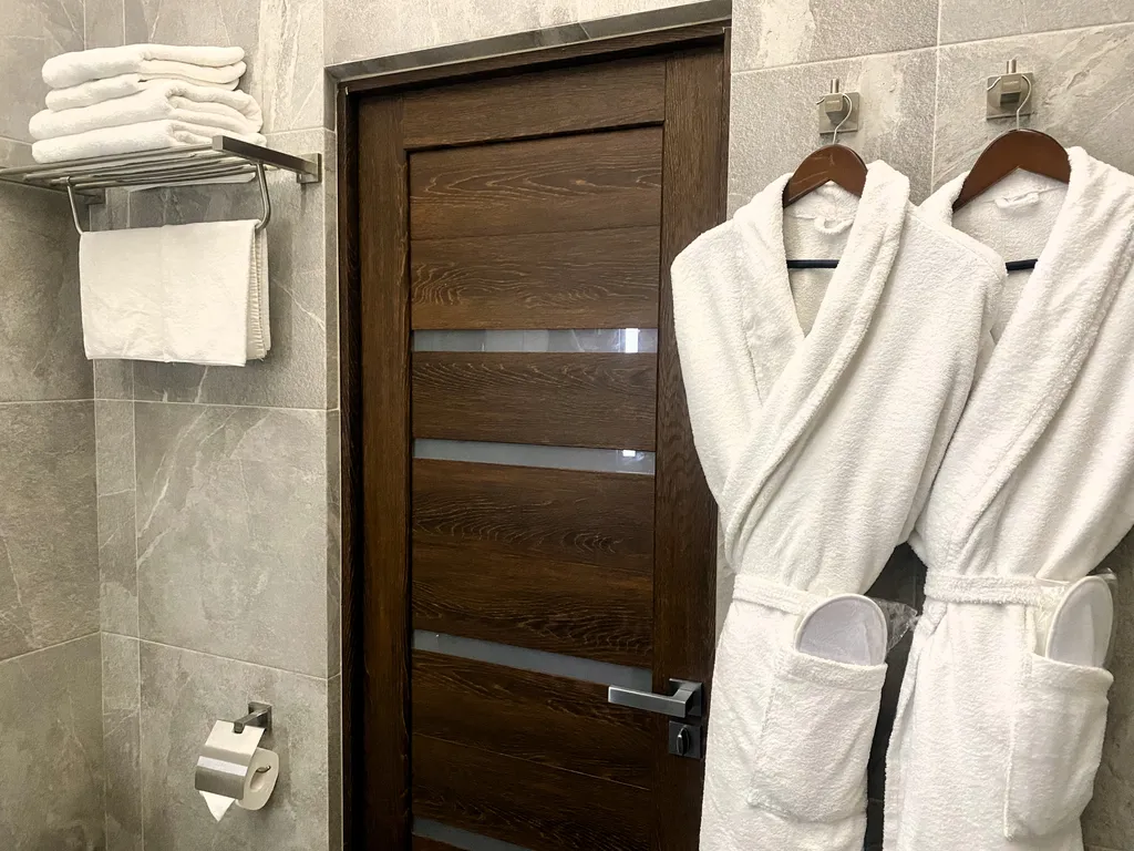 ALUAR boutique hotel-первый отель без детей в АБХАЗИИ.