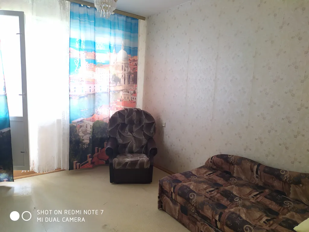 Большая квартира рядом с санаторием Днепр