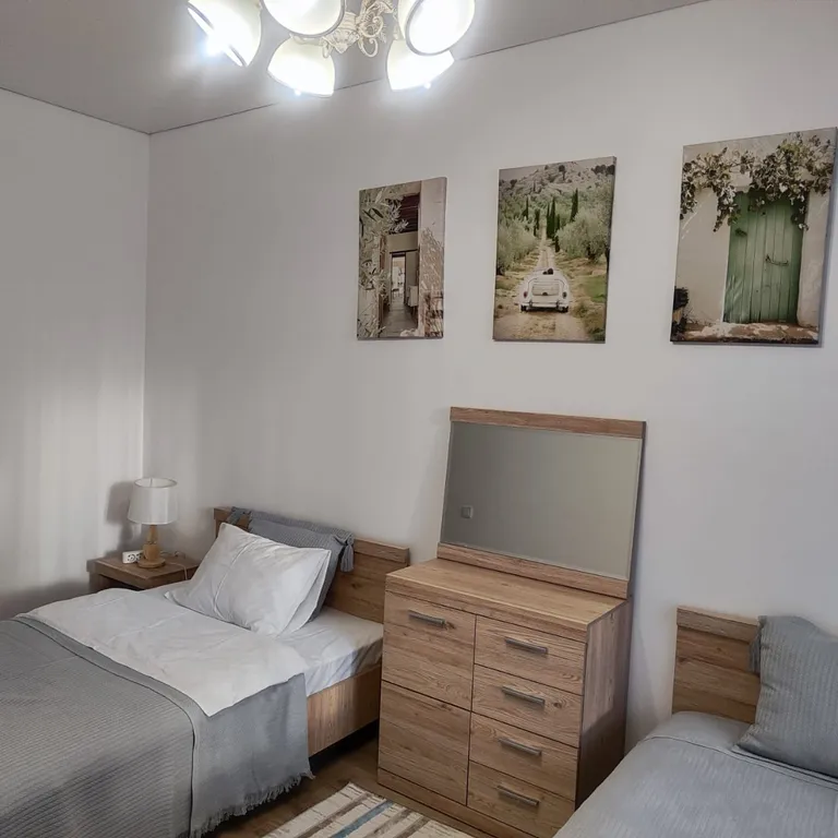 Уютная квартира возле гостиницы Казахстан города Алматы