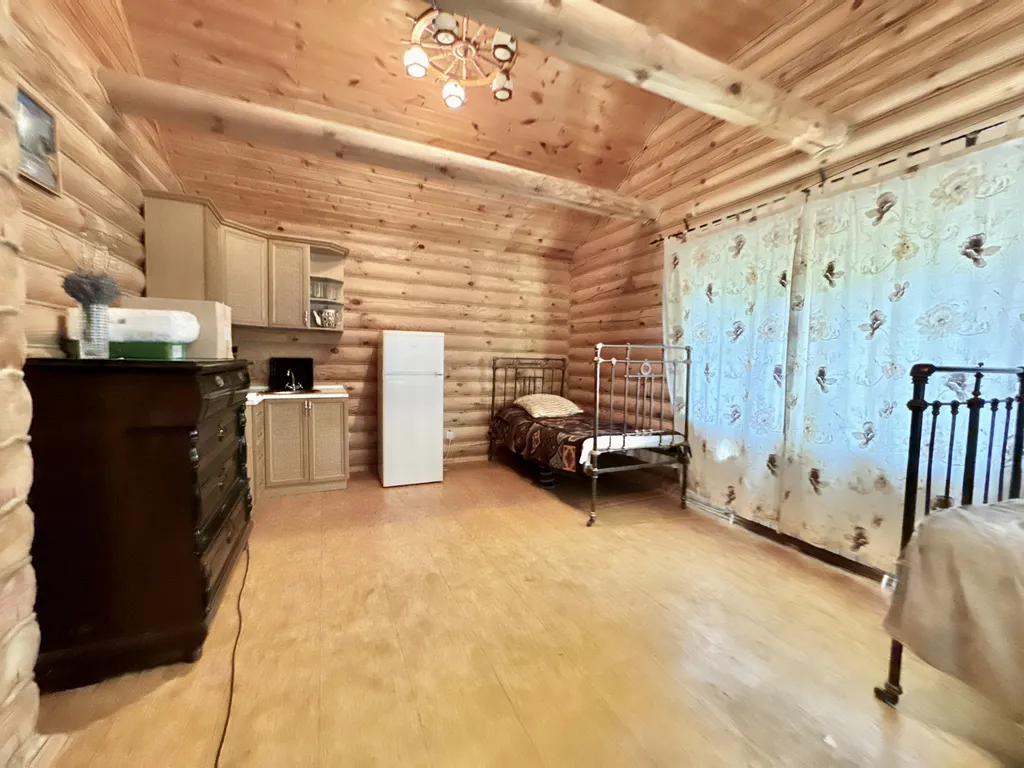 Шикарный дом в заповедной зоне в Ялте