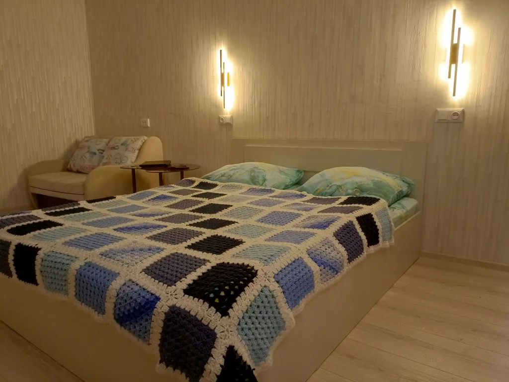 Ледовый дворец. Площадь герба и флага. Парк тысячелетия