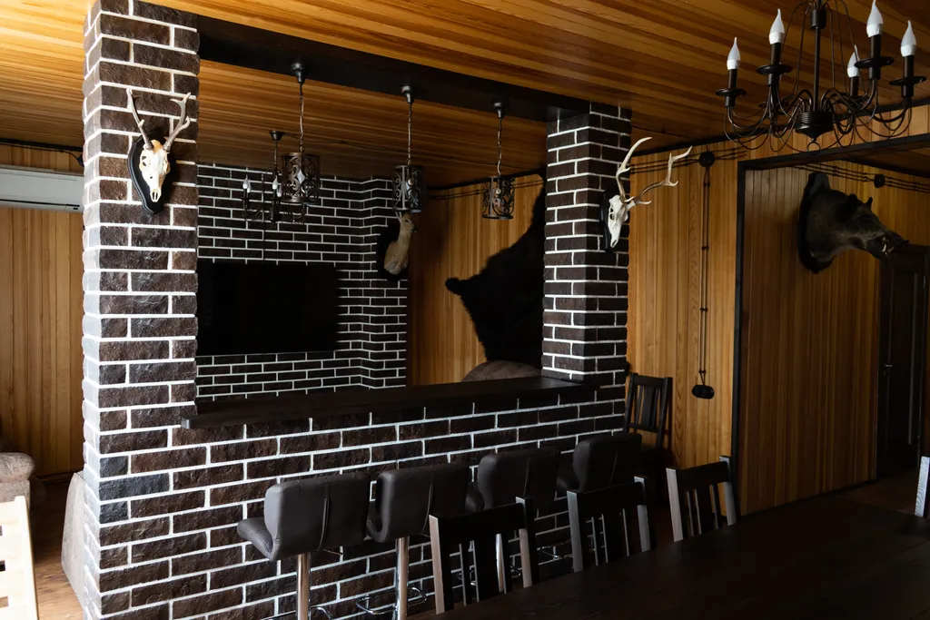 Большой коттедж