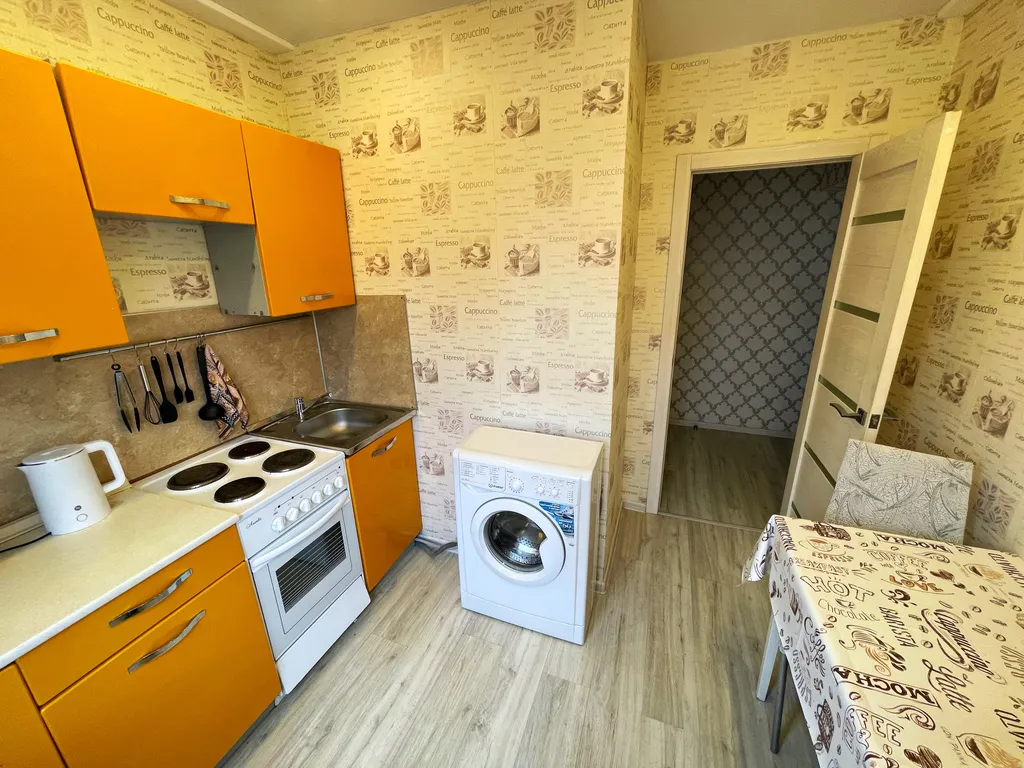 Солнечная двухкомнатная квартира