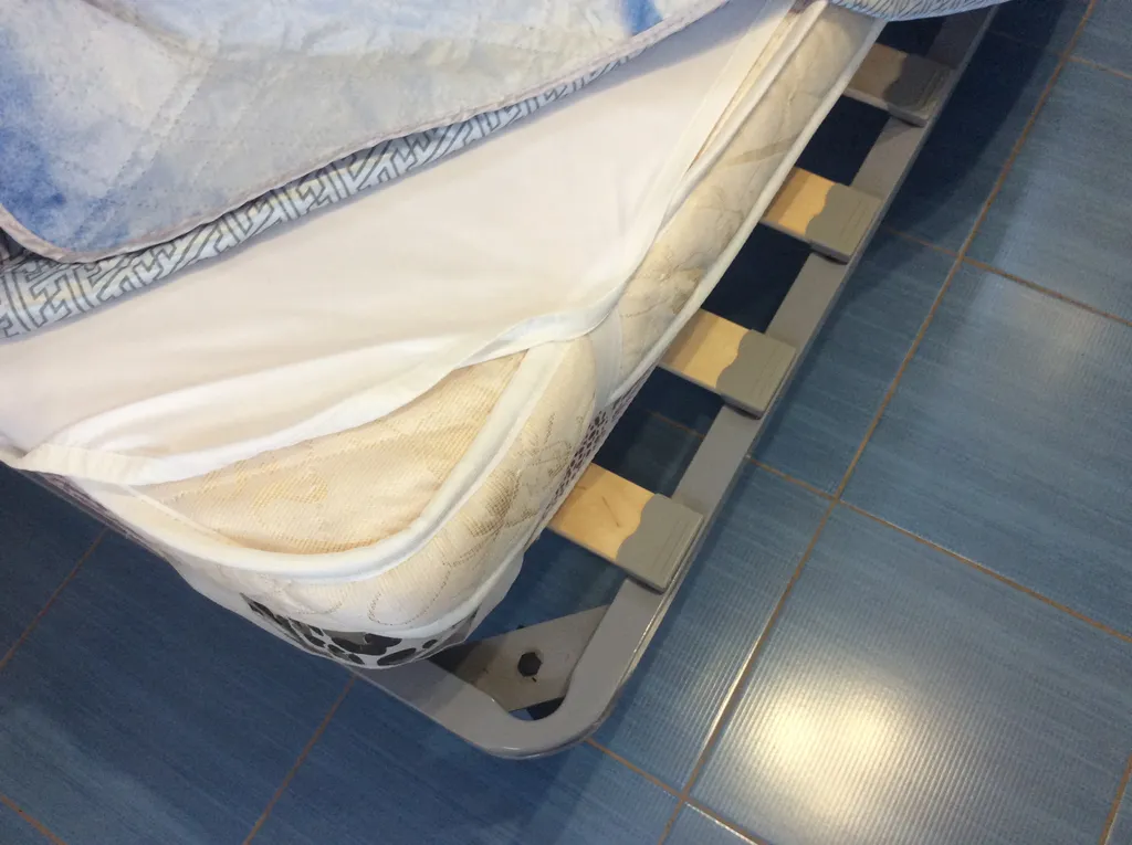 Часть дома с отдельным входом и верандой