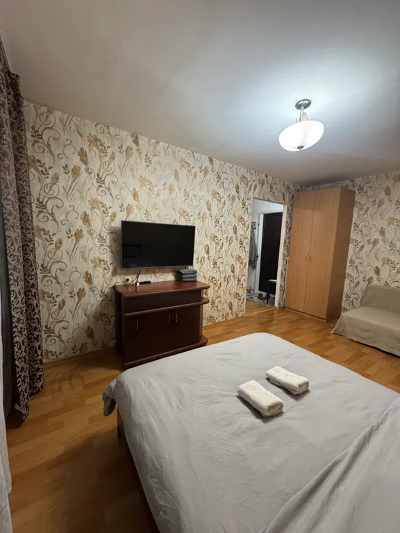 Уютная квартира на 10 лет октября