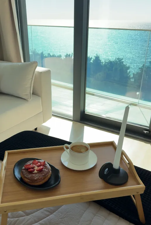 Апартаменты с балконом и видом на море