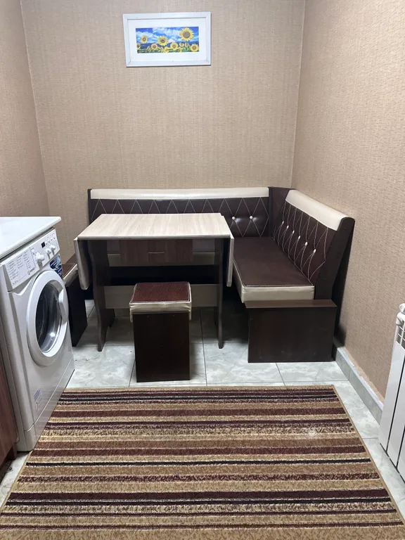 Дом с теплым бассейном и баней