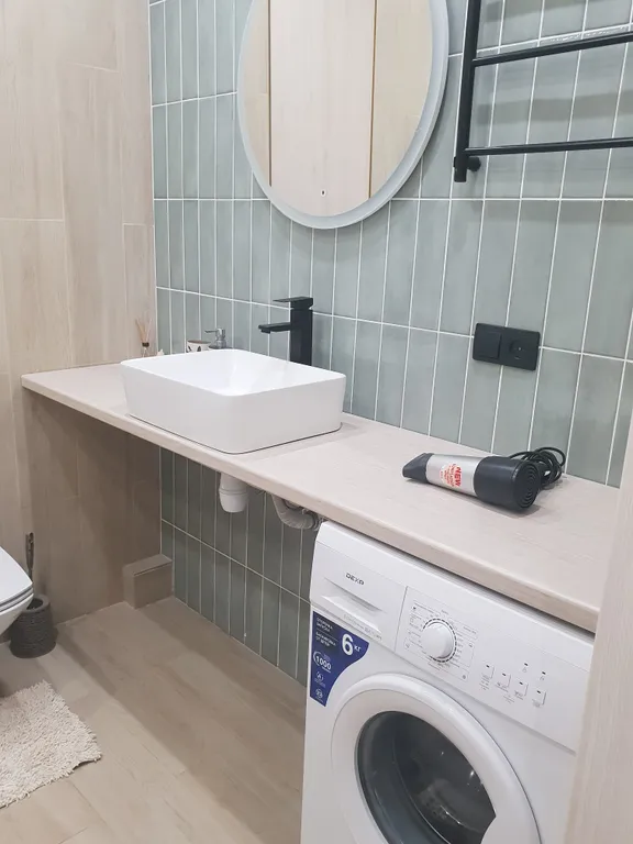 Уютная новая квартира с панорамными окнами