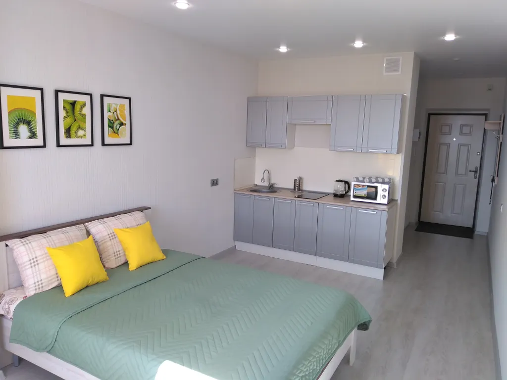 Студия с видом на лес