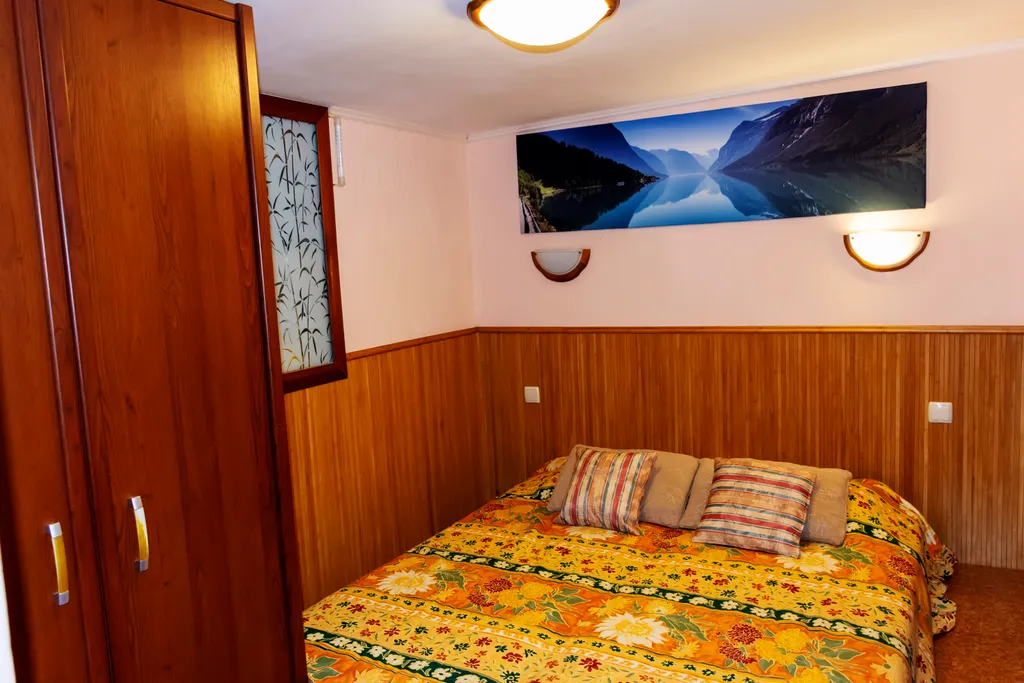 Дом с персональным двором, садом и зоной отдыха