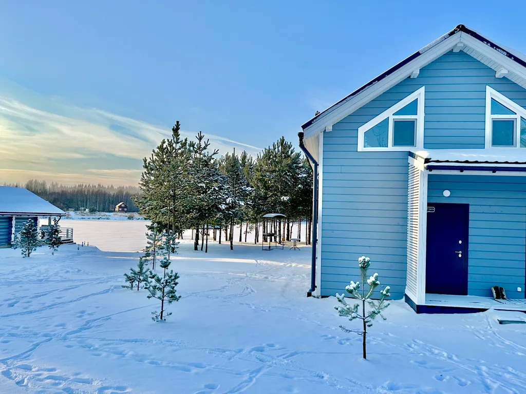 Коттедж Коттедж База Отдыха Любимый Уголок — Сясьстрой