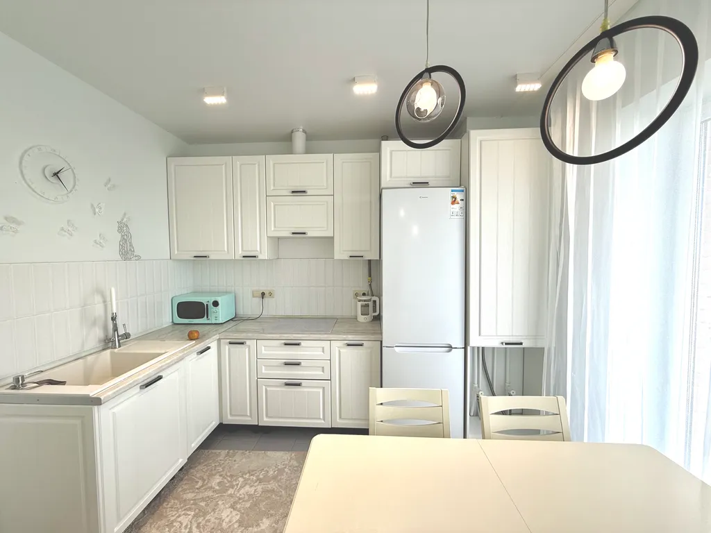 Светлая квартира с видом на реку