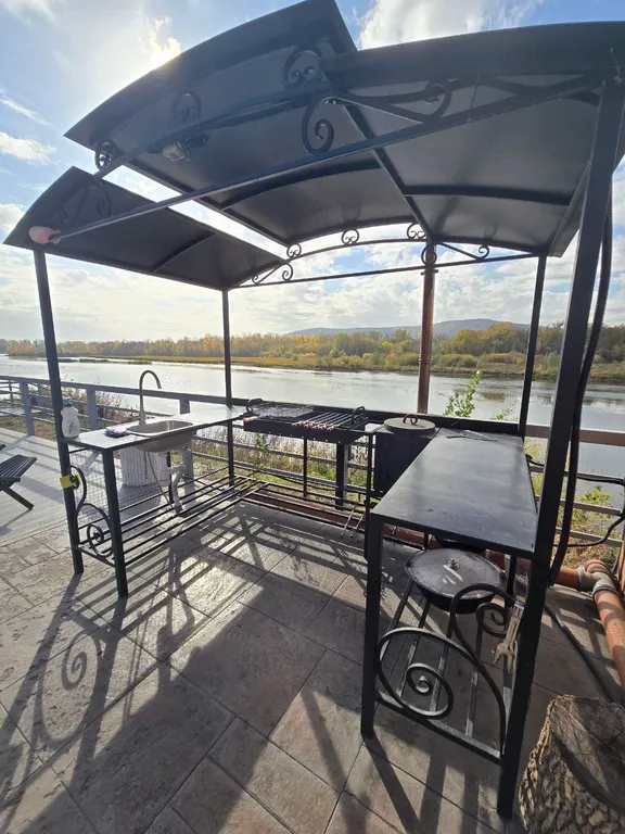 Дом на берегу реки в Самаре