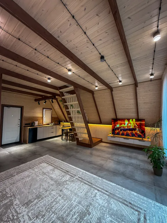 Уютные домики a-frame в горах