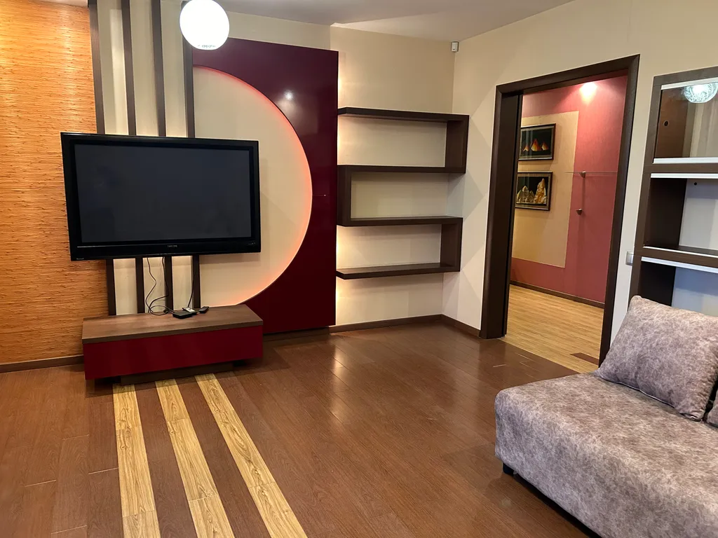 Красивая большая дизайнерская квартира около Чаши и центра