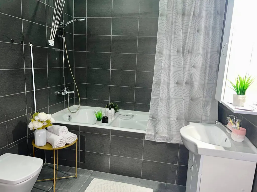 Просторная квартира в новом доме с домашним кинотеатром