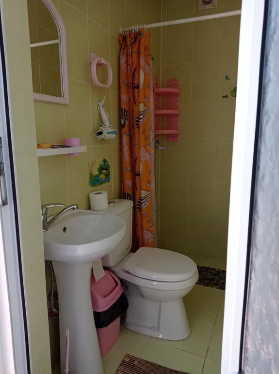 Двухкомнатный домик в частном домовладении