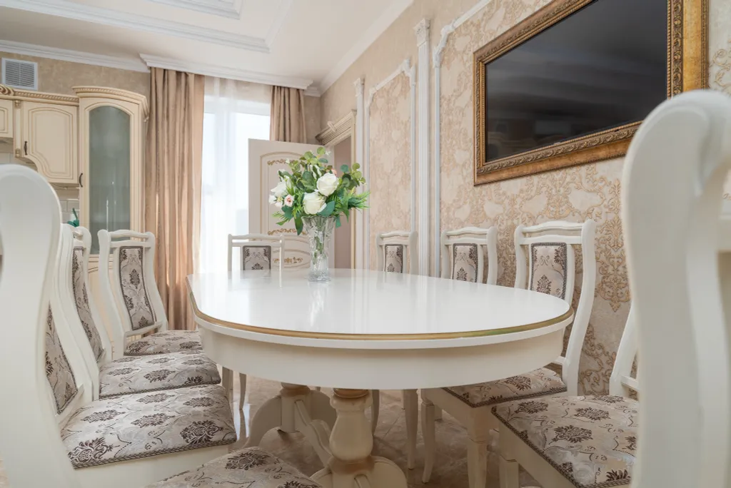 Дом с теплым бассейном и баней для загородного отдыха Южная Резиденция