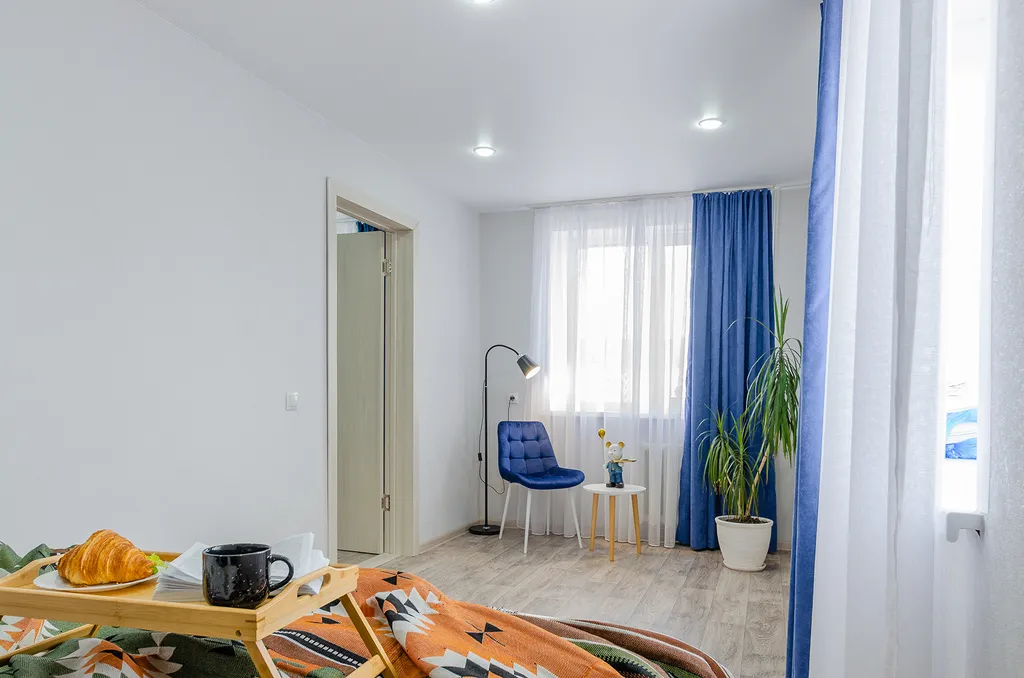 Аквамариновая 2 -комнатная с кондиционером