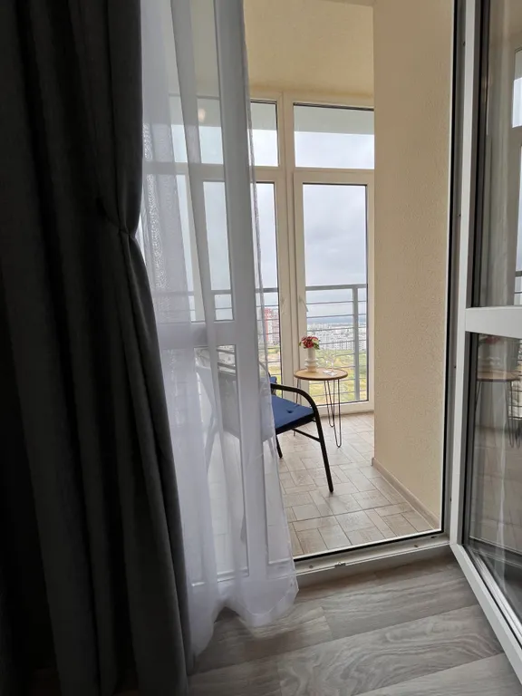 Квартира Квартира Невероятно уютная новая студия с красивым видом на реку и город — Волгоград