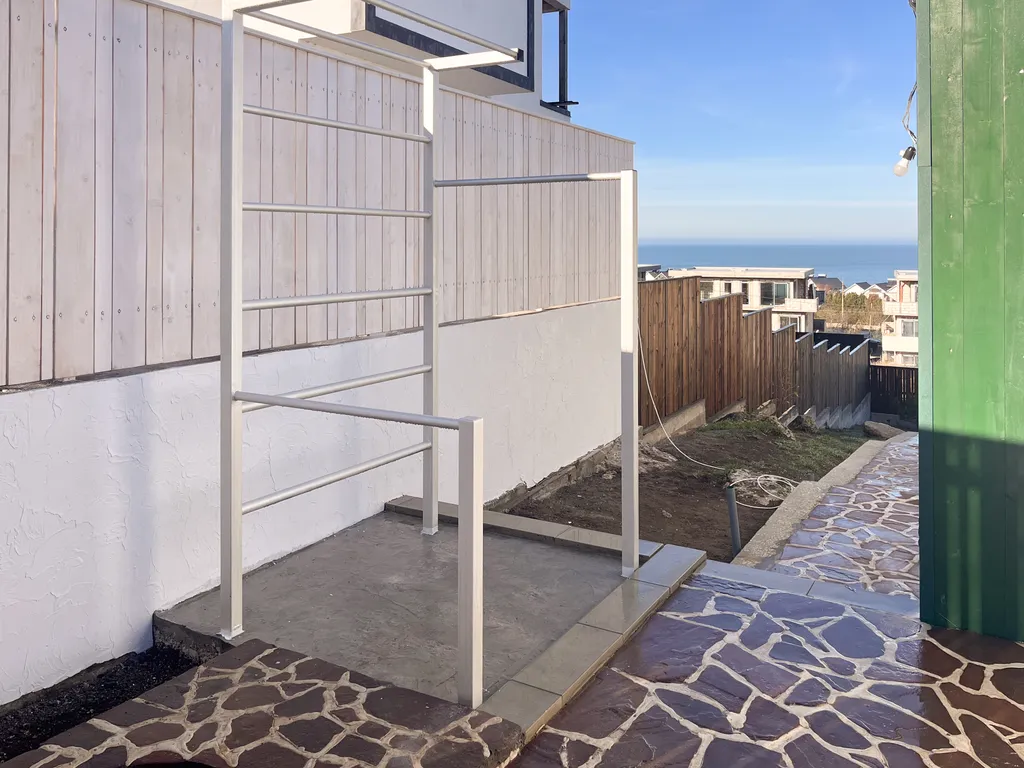 Дом Море рядом