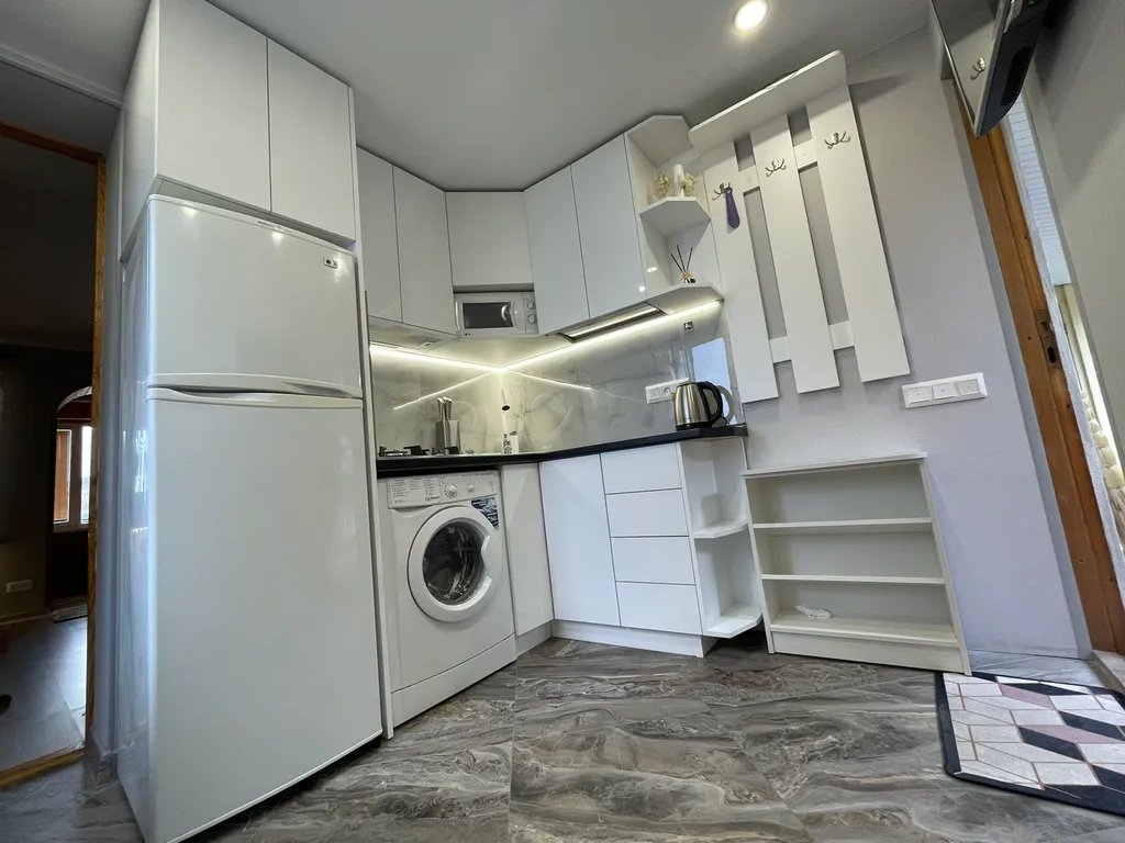 Однокомнатная квартира в центре возле моря