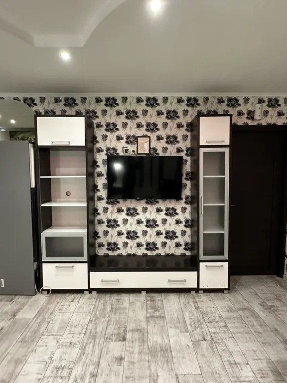 Просторная студия, перепланированная из двухкомнатной квартиры