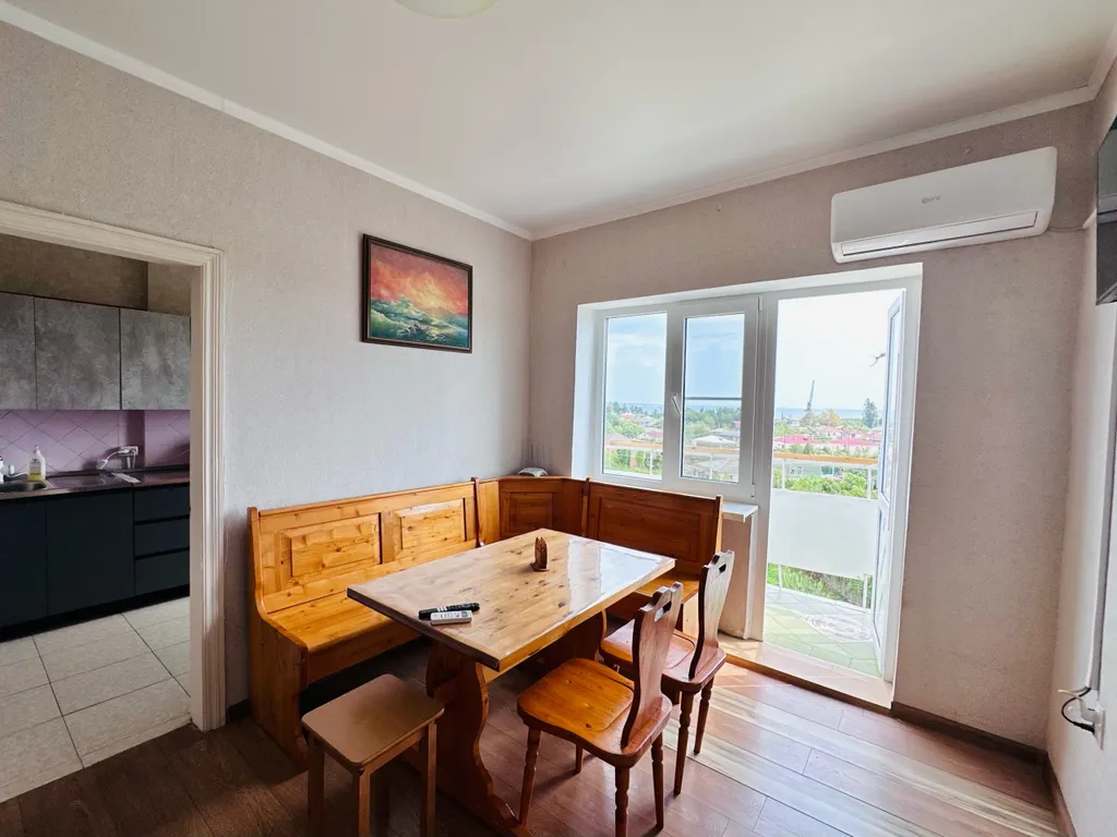 Квартира Квартира с балконом на Почтовой улице — Сухум