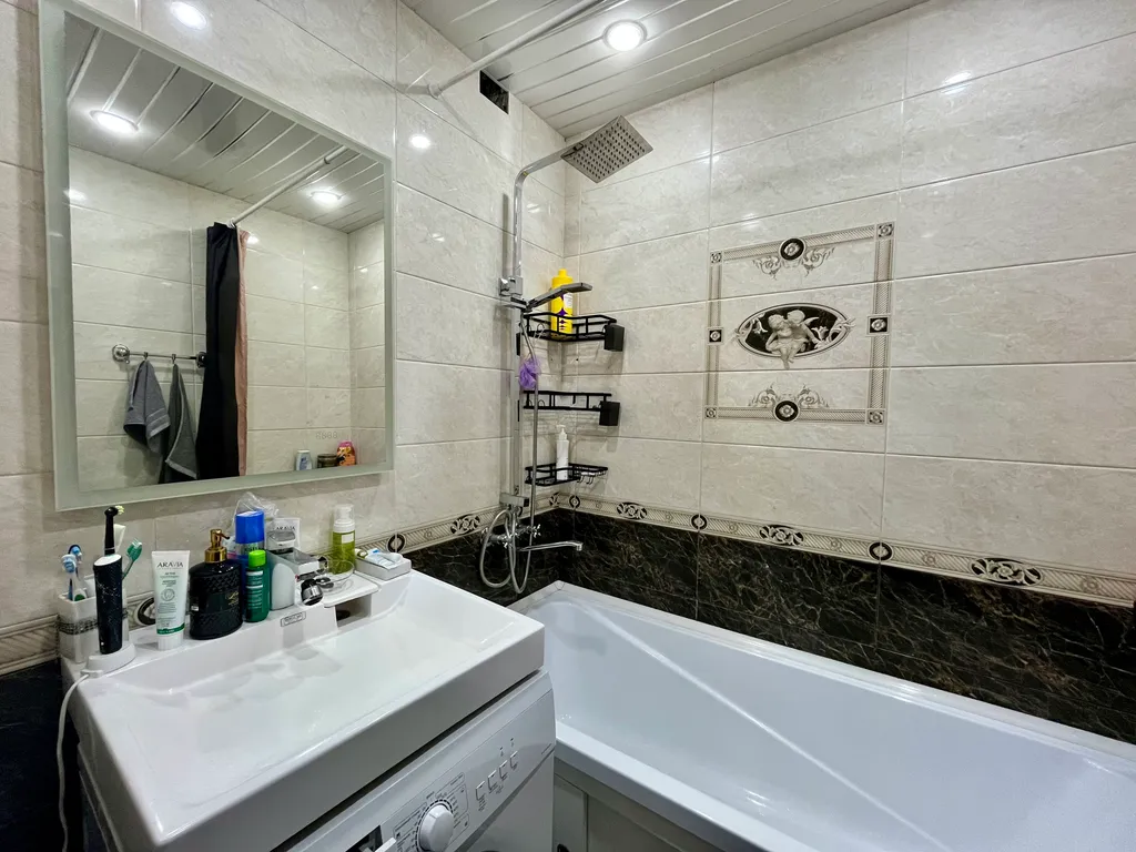 Двухкомнатная напротив Оазис Плаза